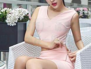 AISS爱丝(钻石版) – 诱惑厨娘小茹的私房图集：怎样一锅喧闹与静谧