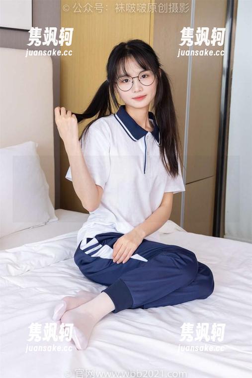 BoBoSocks袜啵啵-小米 BoBoSocks袜啵啵 - 一双袜子改变生活!小米的白色小腿袜全集,下载后感受不一样的轻松!