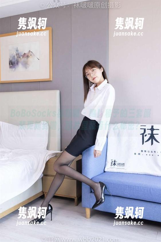 BoBoSocks袜啵啵-稚予 BoBoSocks袜啵啵 - 瞧!稚予的三套服装更新到啦,图片里藏着什么秘密?