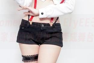 StayHomewithMe：ElyEE子的原图，家里的沙发也能变成舞台？