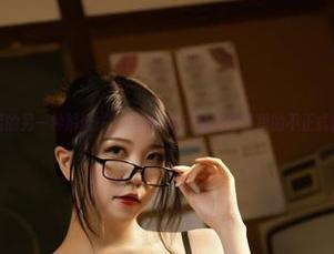 职业装的另一种解读——Leah梓未私房合集里的不正式日常！