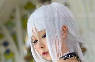 PAKI草莓酱让我怀疑“兔女郎”是不是新晋时尚，照片让我看的眼睛都花了！