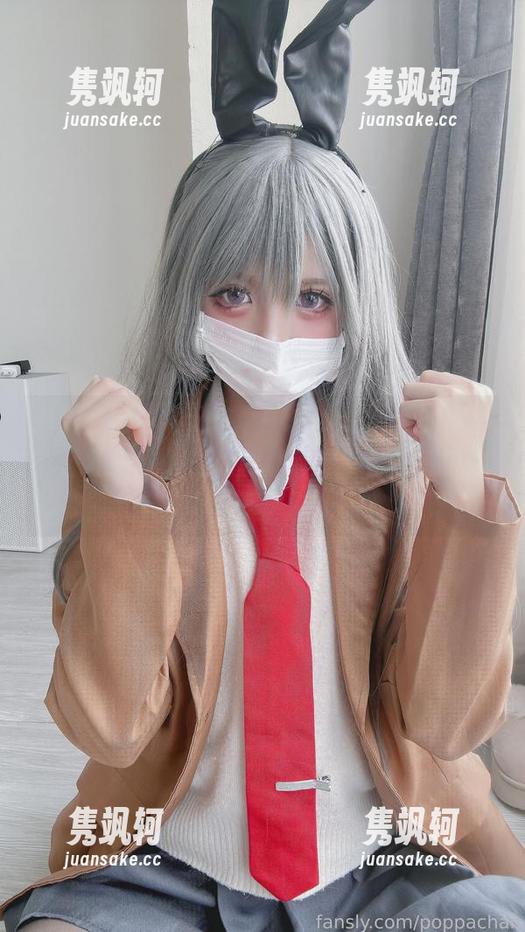 PoppaChan 对比普通私拍,这个PoppaChan的宵宫作品不一样,光线和情感似乎都在叙说故事。