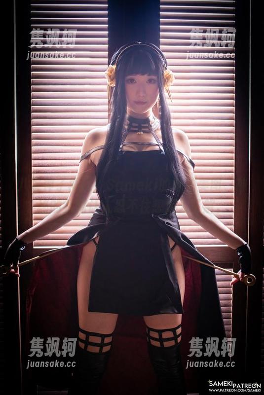 Sameki 八重神子再现!Sameki的私拍美图,神秘的氛围让人忍不住想深入了解。
