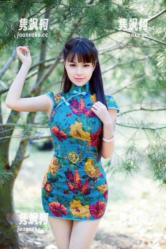 TuiGirl推女郎-王馨瑶 TuiGirl推女郎 - 看!王馨瑶天台私拍,原图每一帧都透着阳光的温暖!