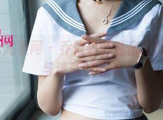 UGirls尤果网 – 乔依琳的私房圣诞：温暖与迷离的合集
