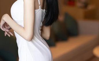 XIAOYU语画界 – 职业装也有点乱，李丽莎最新图库，你根本无法想象职场是怎样的一种迷离！