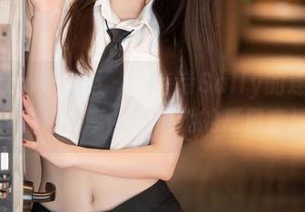 Xiuren秀人网 – 夏诗诗Sally的连衣裙故事：高清分享，走进她的夏日奇遇记。