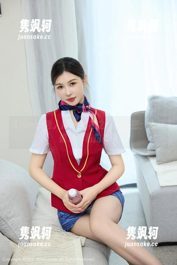 Xiuren秀人网-大美媚京 Xiuren秀人网 - 棉袜之下的秘密:大美媚京的私拍故事