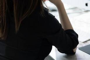 Xiuren秀人网 – 熊小诺的JK全套记：是什么让这组图片这么“迷”人？