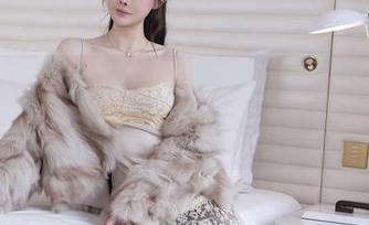 Xiuren秀人网 – 跟着绯月樱一起，走进这些女孩的彩色梦境吧！