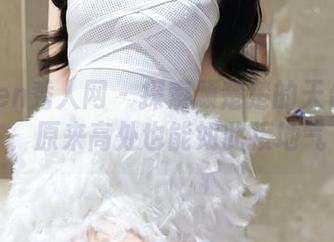 Xiuren秀人网 – 探索顾楚楚的天台作品，原来高处也能如此接地气