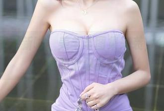 秀人网更新啦，美羊羊图集来袭，分享难得的宁静美好