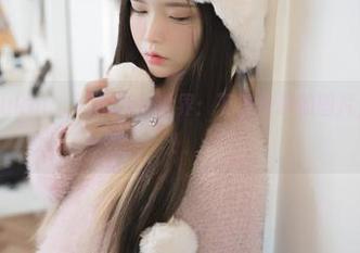 一脚踏入Yuka(유카)的棉袜世界：下载免费的图片，尽情享受！