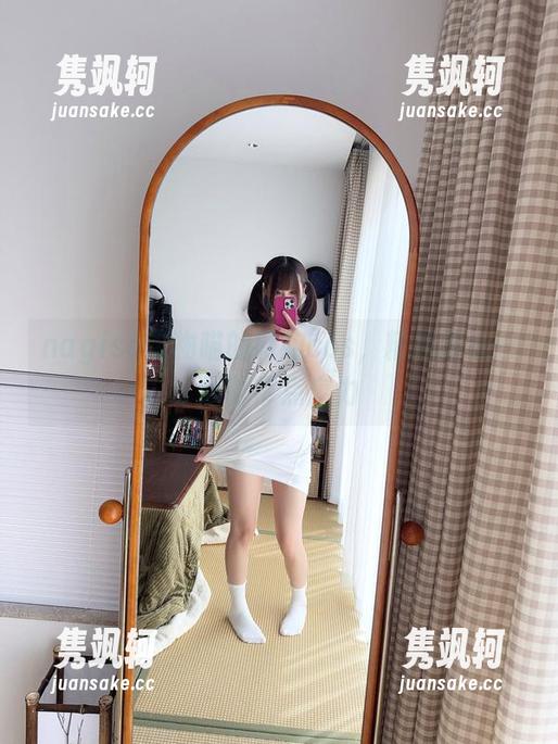 nagisa魔物喵的厨娘cos，精选的每一帧都带点魔力