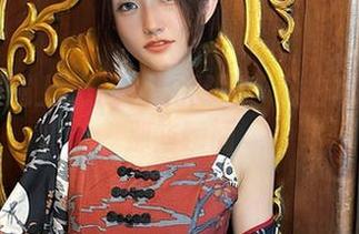 当校服遇上roroki骷髅姬：私拍写真中的那些瞬间