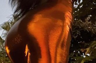 微密圈 – 不爱笑的赛琳：妹妹的定制时光，仿佛一场幻梦