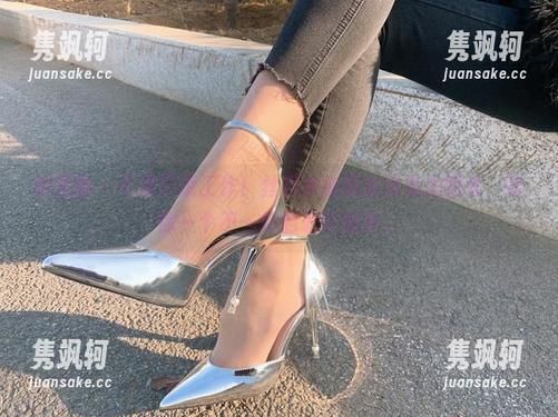 丝月神 微密圈 - 不是只说工作!丝月神的职业装私拍图集,给你一个不一样的职场感受。