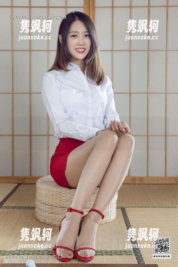 丽柜-兔子 丽柜 - 兔子双马尾写真,在线高清,快来感受这份俏皮!