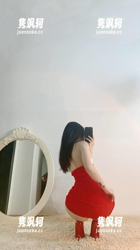 俏妞qiaoniu66 微密圈 - 俏妞qiaoniu66的私房超短瑜伽,捕捉每一抹肌肤的温度