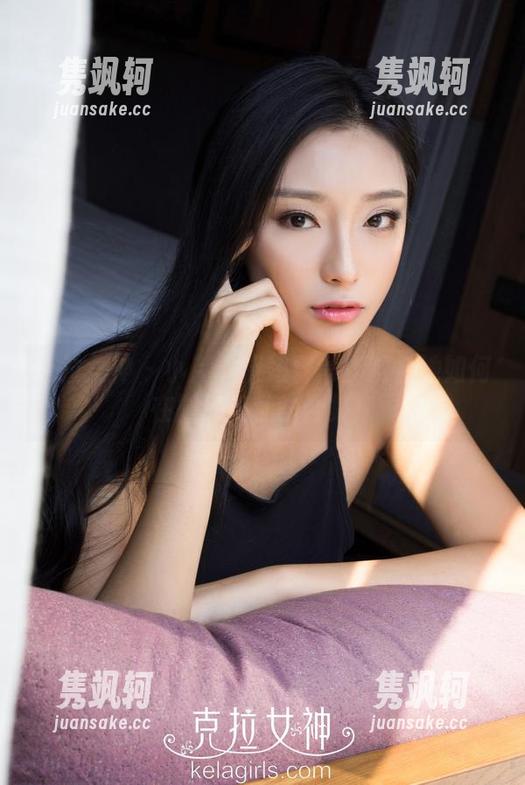 克拉女神-小芹 克拉女神 - 小芹的厨娘日常:观看她如何在厨房捣乱的合集!