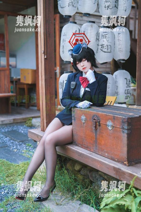 半半子 这套图也太美了!半半子穿碧蓝航线阿尔比恩,直击心窝!