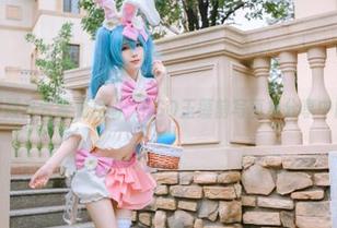妖君白研拨开云雾见月明，FGO玉藻前写真集分享中的小趣味