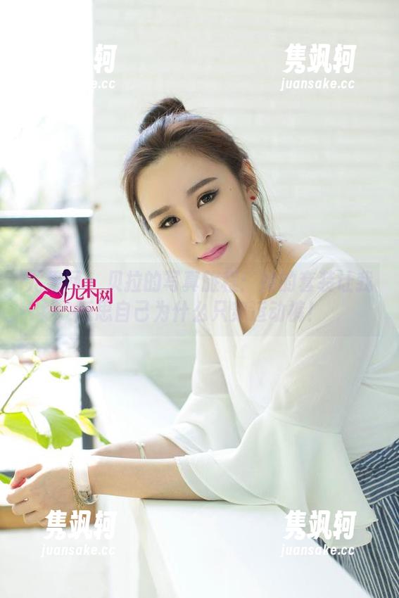 尤果网-贝拉 尤果网 - 贝拉的写真旅程:她的套装让我反思自己为什么只穿运动裤!