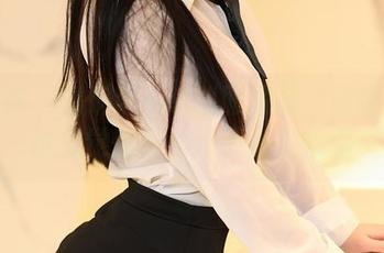 尤蜜荟 – 潘琳琳ber制服写真：原图送你一份视觉惊喜，不要别处偷看！