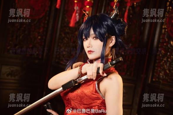 巴鲁巴鲁BaRu 西雅图的阳光下,巴鲁巴鲁BaRu的礼服与高清美图交织,简直是光影间的小秘密!