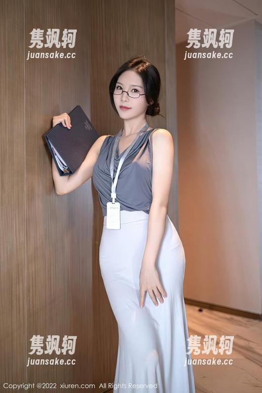 抖娘利世 一点点疯,一点点美:抖娘利世的花嫁套图合集,看完别哭!