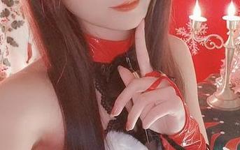 分享一下晓美妈的蝴蝶夫人套图，五光十色，却也有点小秘密。