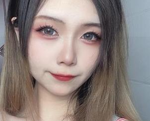 眼镜衬托末夜787：奇幻合集，捕捉无声的故事