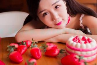 果团网 – 龚玥菲毛衣图册，阳光下的轻柔吐息，感觉到了吗？