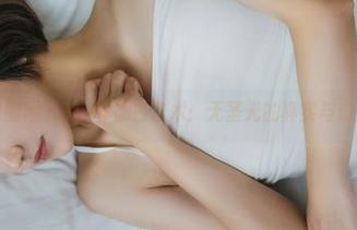 果团网 – 龚玥菲黑白艺术：无圣光的真实与幻想