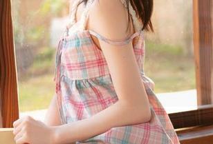 精选写真集：桜桃喵调皮的伽罗COS，看了心里痒痒！
