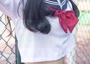 梦丝女神 – 精选花月舞的校服：搜索青春的遗留与优雅！