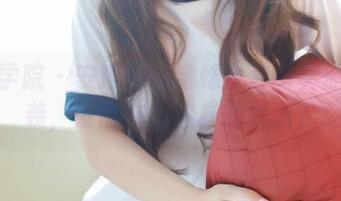 模范学院 – 安琪Yee学妹全套写真原图来袭，谁能抗拒这样的魅力？
