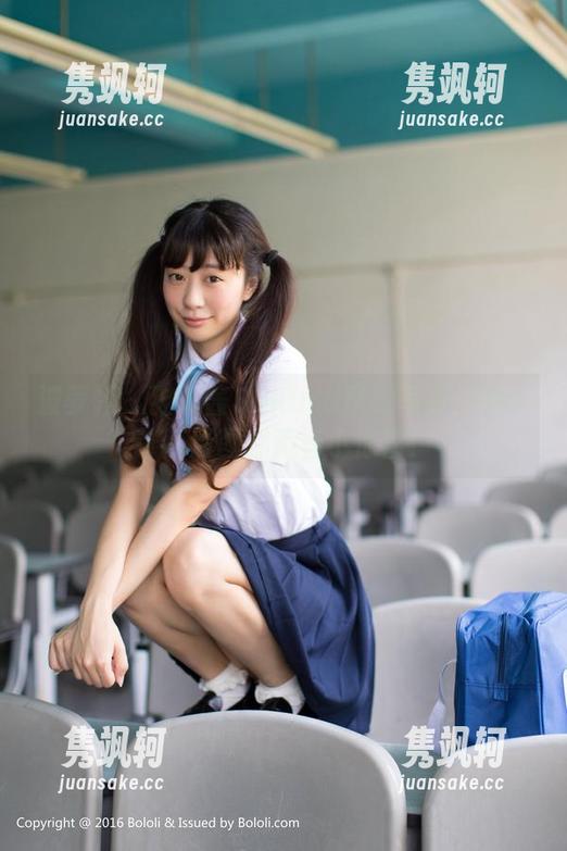 波萝社-猫九酱Sakura 波萝社 - 猫九酱Sakura圣诞写真:每一张高清图都藏着小惊喜!