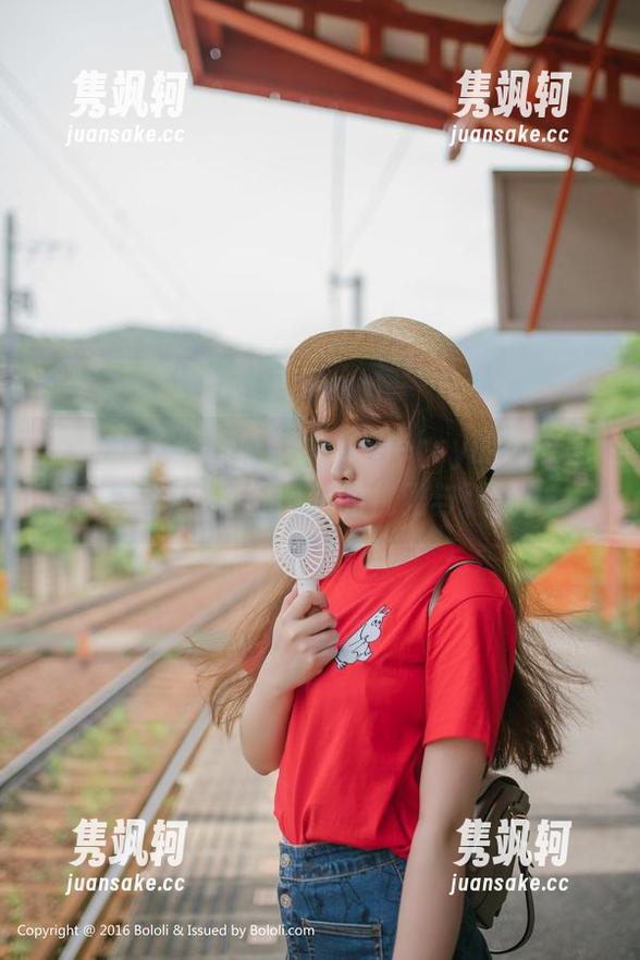 波萝社-陈芊瑜_sherry 波萝社 - 探索陈芊瑜_sherry的内衣图集,分享那份隐秘的优雅与张扬!