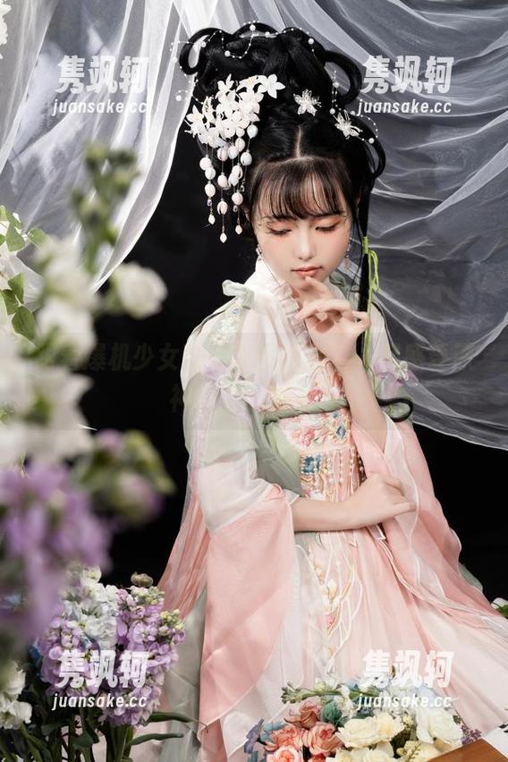 爆机少女喵小吉 跟着爆机少女喵小吉的图库,一起感受原神甘雨的魅力!