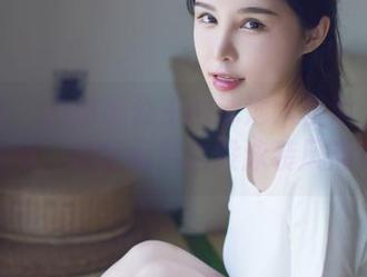 爱蜜社 – 心妍小公主的泳池大冒险：更新来袭，谁能抵挡这股泳装风潮？