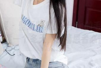 物恋传媒 – 壁纸收集！Elise的毛衣美图，舒适一个冬天，懒癌患者必备！