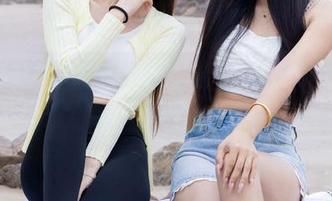 物恋传媒 – 佳琪：渣女大波浪，高清写真带你体验不靠谱的美！