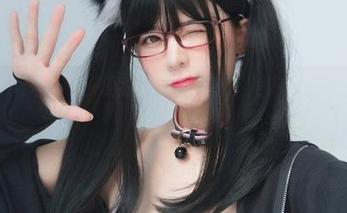 Fantia24年合集–眼酱大魔王w教你如何在图册里优雅地撒娇！