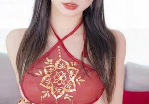 冬季图书馆揭秘：神乐坂真冬和她的蓝调女仆作品