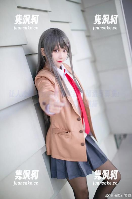 让人心跳加速的神探火狸狸精选写真集：可畏与优雅的完美碰撞