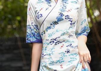 秀人网 – 想要看看什么叫真实的甜心吗？快来翻翻lingyu69的美图合集！