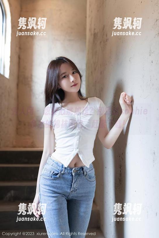 秀人网-sophie余冰 秀人网 - 想要心跳加速?别错过sophie余冰的棉袜图包,赶紧下载!