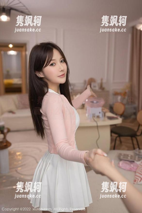 秀人网-养乐多Doll 秀人网 - 养乐多Doll的学妹?高清图册中藏着什么不为人知的故事